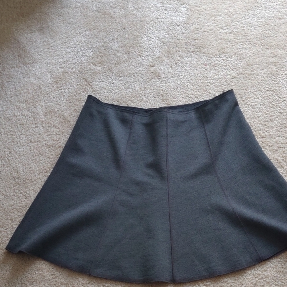 Ann Taylor gray flare Skirt